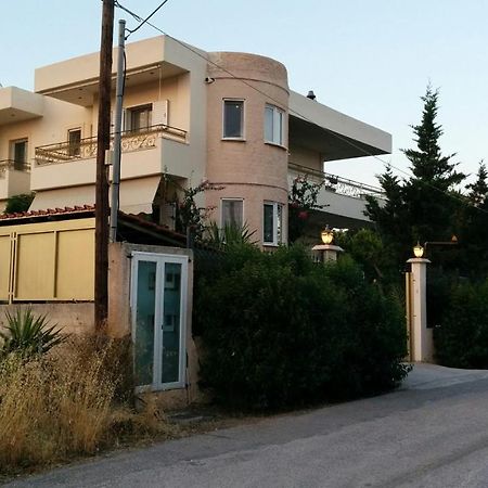 Lovely 2-Bedroom Apartment At Greek Riviera Vári Buitenkant foto